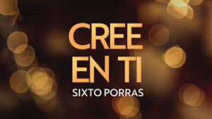 Miniatura del curso Cree en ti donde se ve de fondo una lucez borrosas amarillas, el logo es amarillo